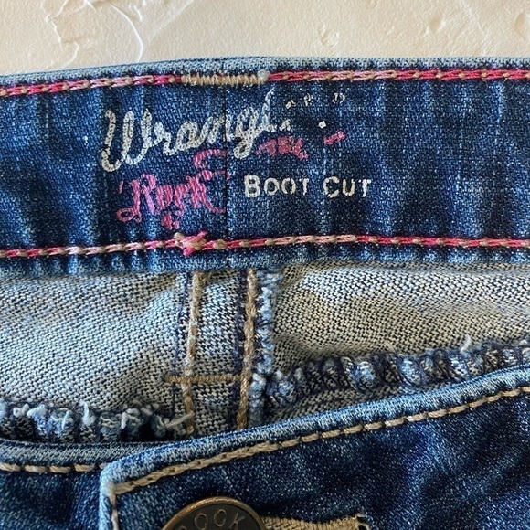 Wrangler Rock 47 Bootcut Jeans - Picture 3 of 13